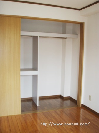 南側洋室クローゼット